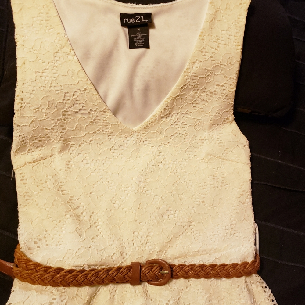Dress - Picture 6 of 6